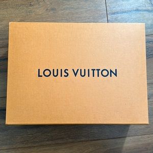 Louis Vuitton handbag box (bb alma size)